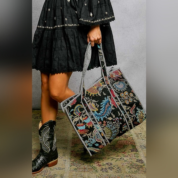 #1305 POL Midnight Garden Heirloom Tote - Picture 3 of 8